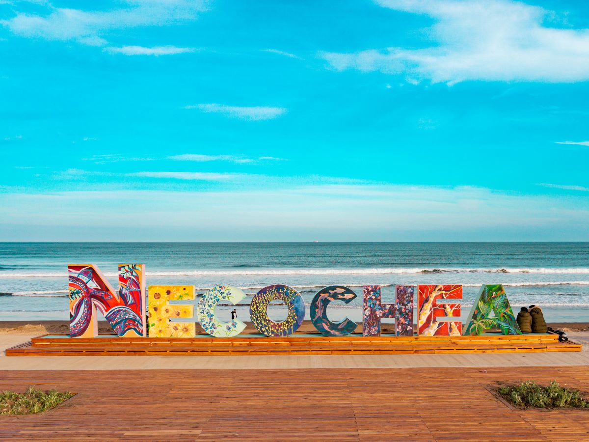 Cartel de Necochea